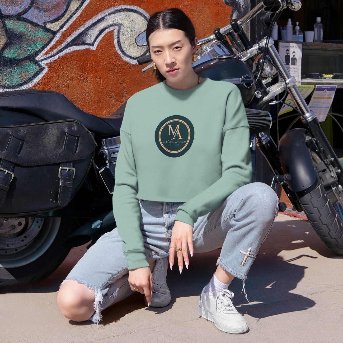 Women's Cropped Sweatshirt