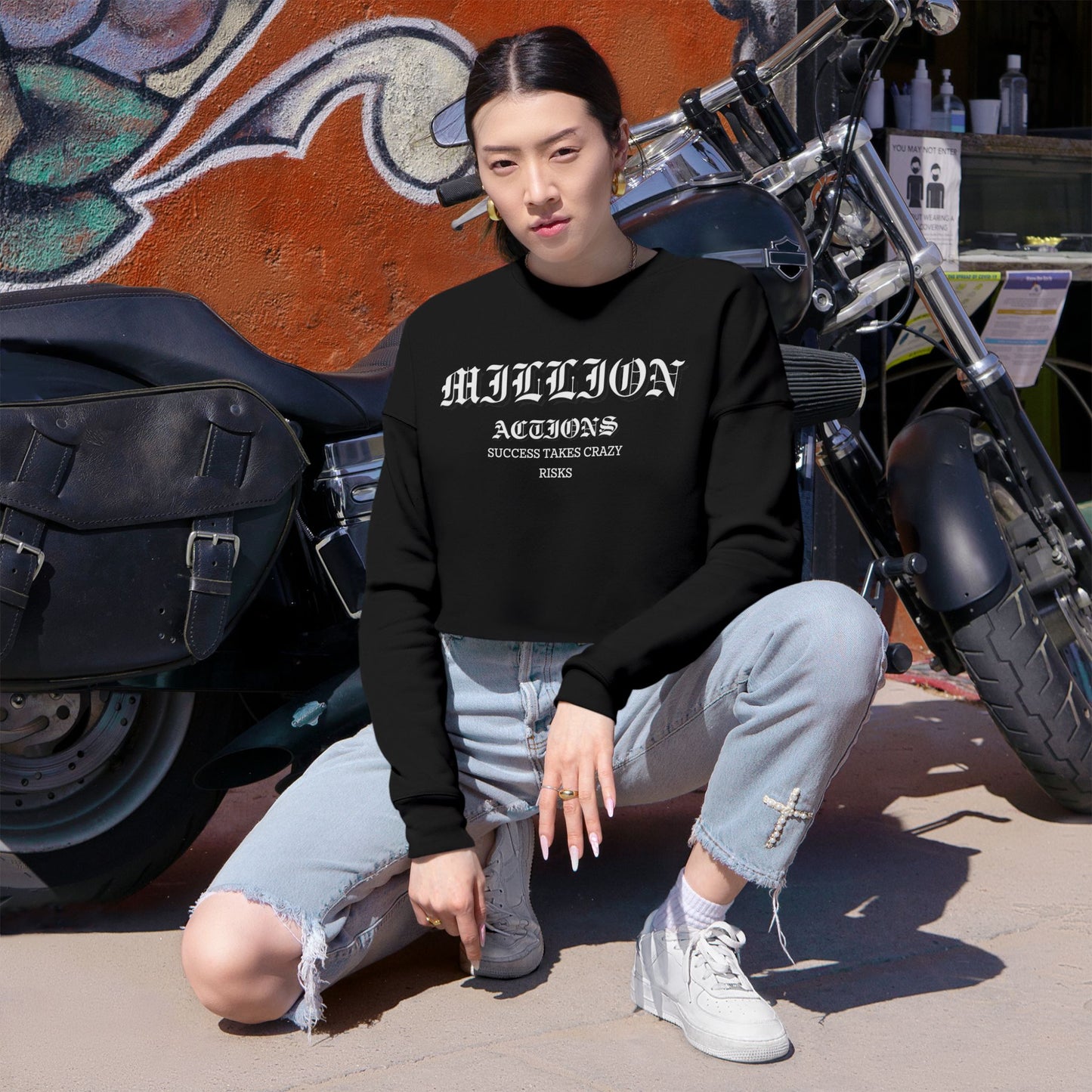 Women's Cropped Sweatshirt